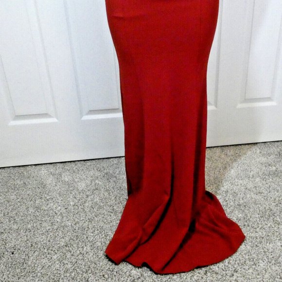 Milla Prom Dress Size 6 Red Gown Long Train Formal Sexy Pretty Woman Gorgeous - Picture 7 of 16